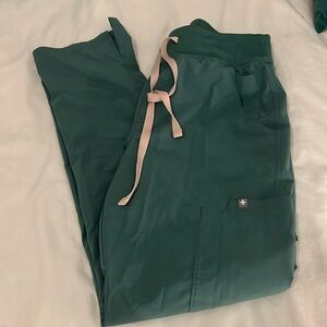 Figs cargo scrub bottoms